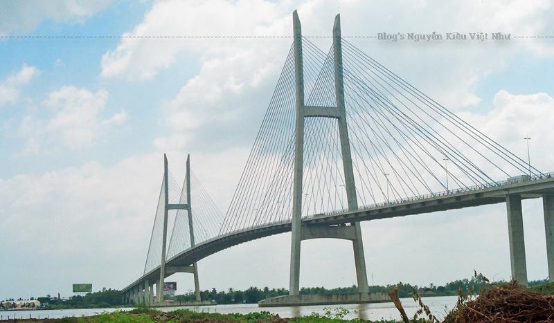 Việt Nam đang chuẩn bị nguồn vốn tiếp tục xây dựng cầu Mỹ Thuận 2 có đường dành riêng cho tuyến metro với tổng mức đầu tư dự kiến hơn 7.000 tỷ đồng.
