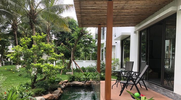 Khám phá sân vườn được trang trí bàn ghế nhôm đúc cao cấp